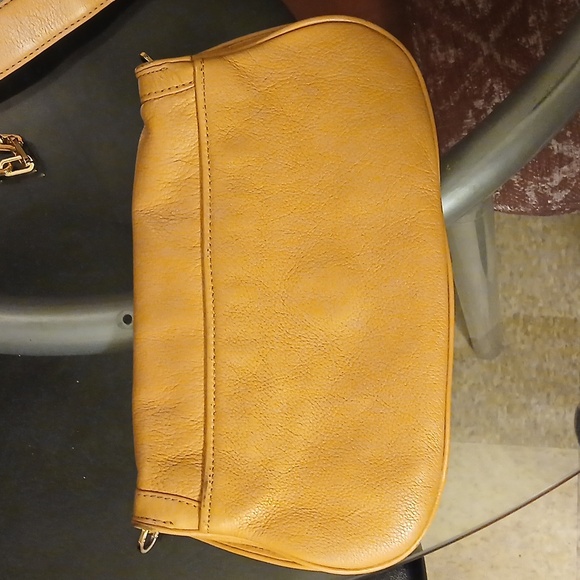 Tory Burch Bag - Picture 6 of 13